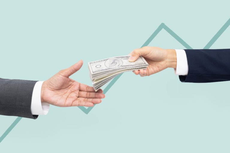 Top Reasons To Take A Fast Cash Loan From Licensed Moneylenders In Singapore